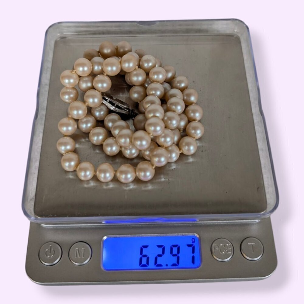 Vintage Knotted Glass Pearl Necklace - Picture 7 of 7